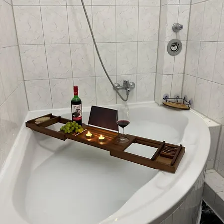 Messe Apartment, In Center And Near Messe, High Speed Internet *